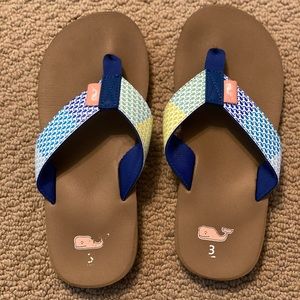 Girls Vineyard Vine Flip Flops